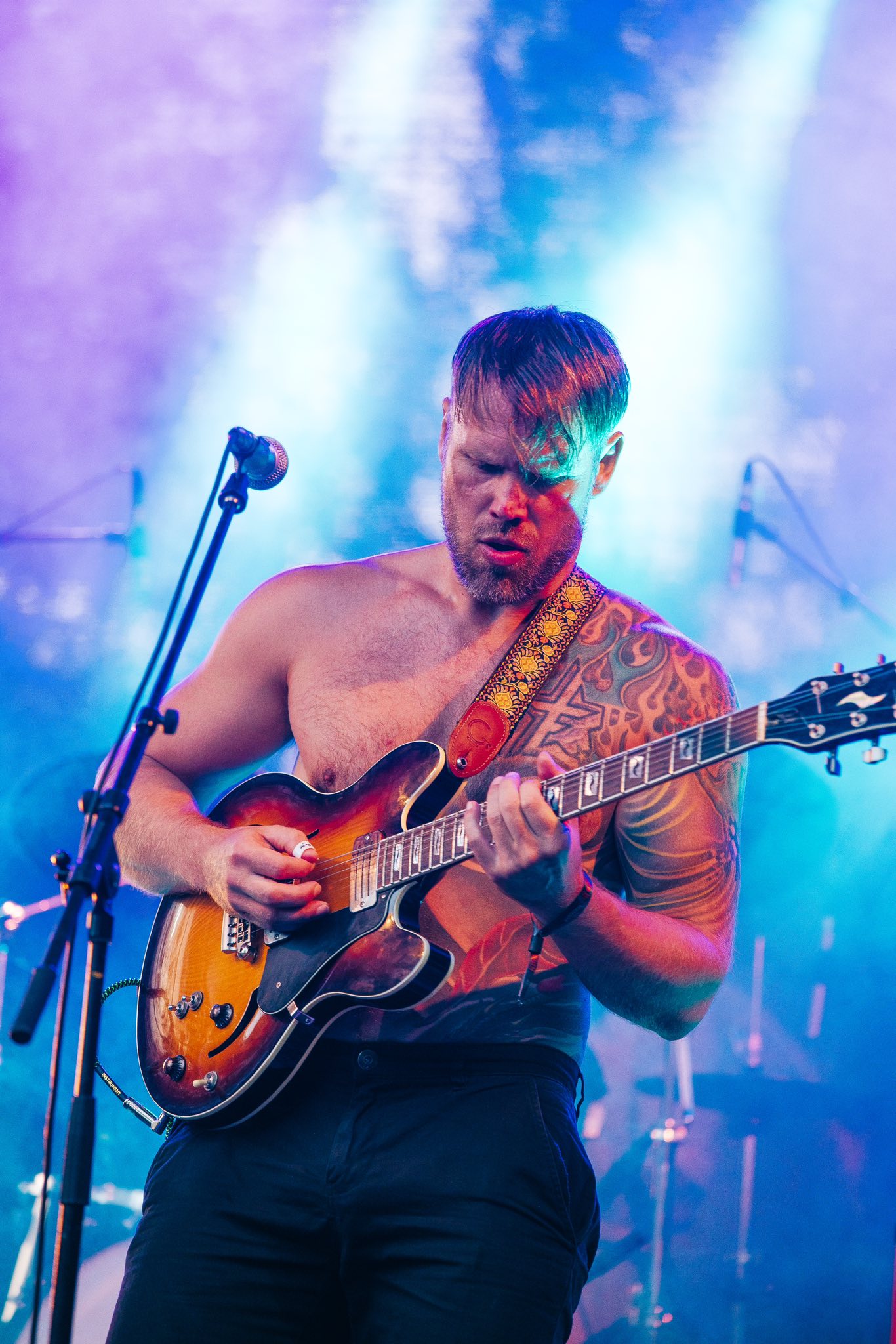 BAUTASTOR live,portrait